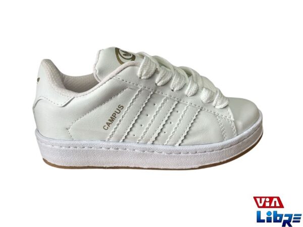 Zapatilla urbana de ecocuero blanca