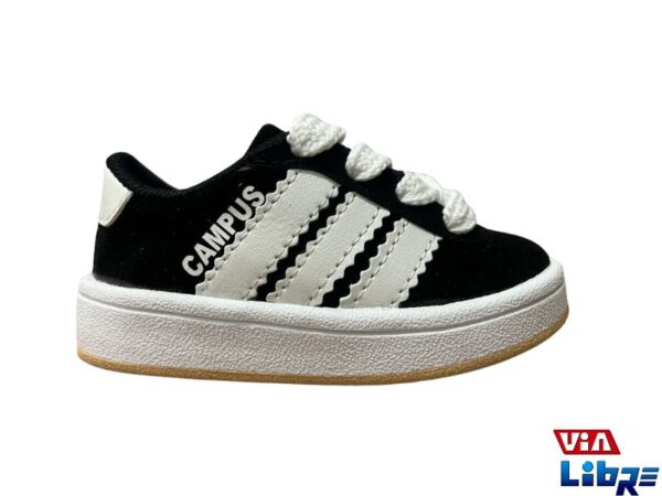 Zapatilla urbana gamuzada negro/blanco