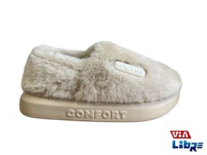Pantufla de invierno tipo peluche peludita