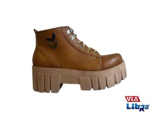 Borcegos de ecocuero marron