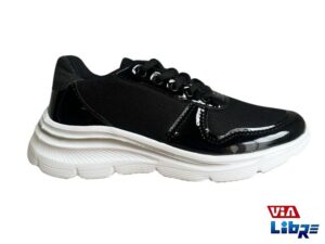 Zapatilla deportiva de macrame negra