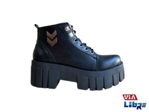 Borcego de ecocuero negro
