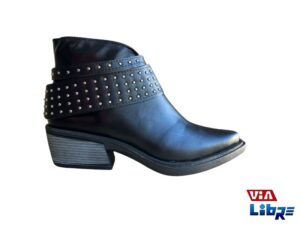 bota caña baja de ecocuero negra