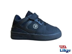 Zapatillas urbanas de ecocuero negras