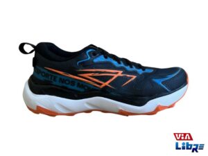 Zapatilla deportiva de macrame liviana