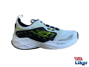 Zapatilla deportiva de macrame liviana