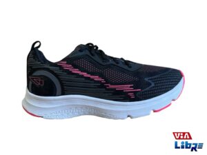Zapatilla deportiva de macrame negra liviana