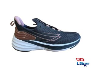 Zapatilla deportiva de macrame gris liviana