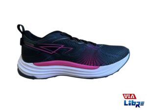 Zapatilla deportiva de macrame negra liviana