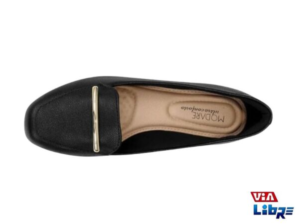 Zapato bajo de ecocuero negro tipo chatita - Imagen 2