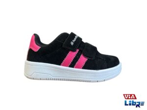 Zapatillas urbanas con abrojo gamuzadas negro/rosa