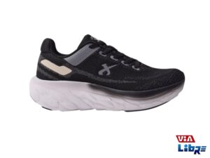 Zapatilla deportiva de macrame jaguar negra