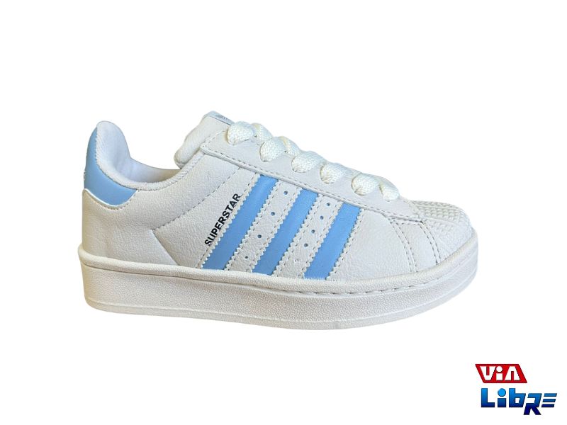 Zapatillas urbanas de ecocuero blanco/celeste