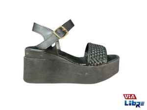 Sandalia de ecocuero negra