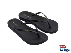 Ojota playera de goma eva negra