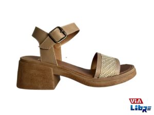 Sandalia baja de ecocuero beige