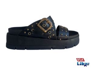 Zueco alto de ecocuero negro