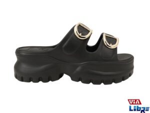 Sandalia de goma eva con plataforma