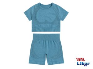 Conjunto deportivo remera y short