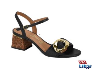 Sandalia vizzano con taco ancho negra