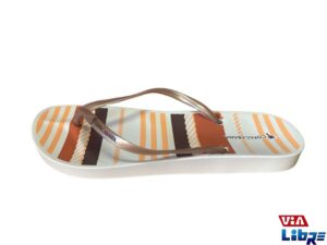 Ojotas playeras de goma eva beige