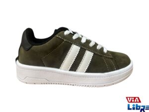 Zapatillas urbanas gamuzadas verdes