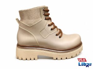 Borcego de pvc beige